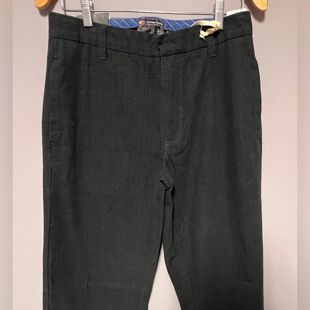 NWT Point Zero MEN’s Gray PLAID Pants 30 x 32